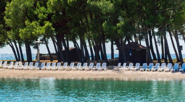 Bed And Breakfast La Rossa Umag Bagian luar foto